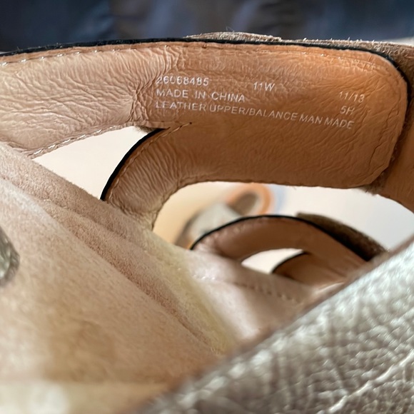 NWOT Clarks Artisan Women’s Sandals, Size 11W - Picture 6 of 12